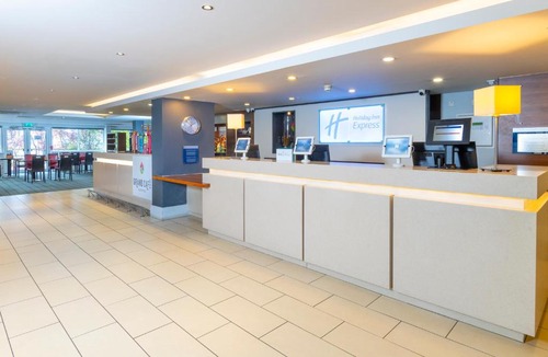 Milton Malsor Hotel | Holiday Inn Express Northampton - South by IHG