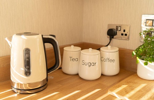 Ryther Apartment | Hollicarrs - Cherry Blossom Lodge