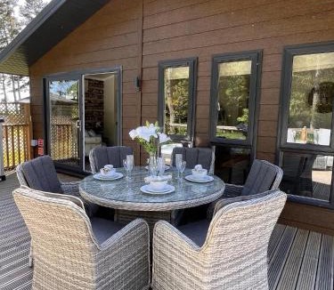 Ryther Cabin | Hollicarrs - Kingfisher Lodge
