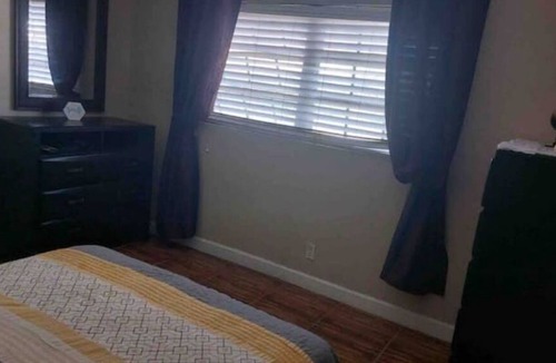 Yeoman Wood House | home away from home