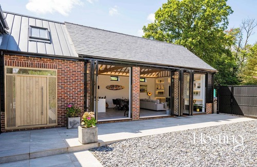 Tring House | Honey Barn - Stunning 4-Bed Rural Paradise