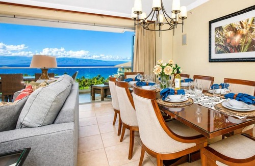 Honokowai Apartment | Honua Kai Villas Ocean View 8 BR Sleeps 22 Great for Families Complimentary Car with 6 Nights HKK ML-1457 by KBM