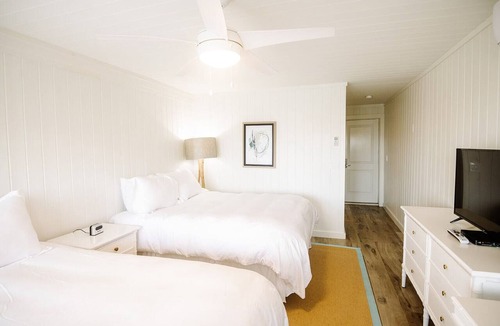 Hope Town Resort | Hope Town Inn & Marina