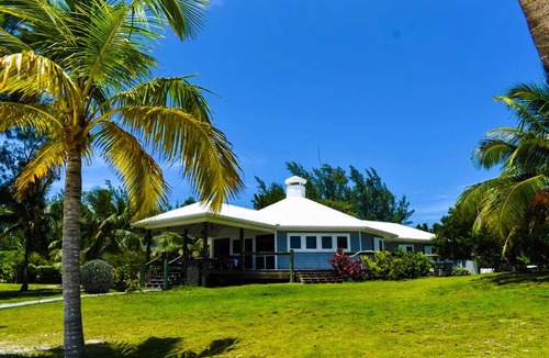 Hope Town House | Hope Town's Top Rental: Beachfront sunsets, AC, free boat dock, & close to town!