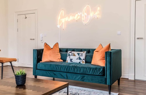 Hope Street House | Host Apartments | The Rodney Townhouse