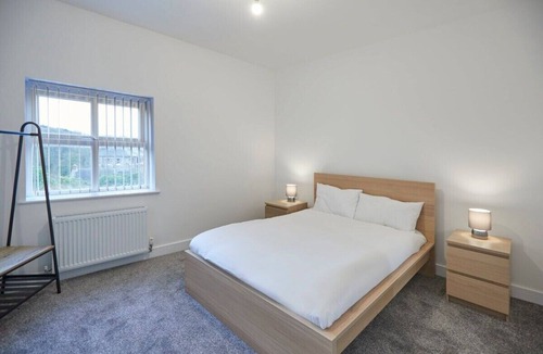 Loftus Apartment | Host & Stay | Apartment 4, Loftus