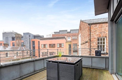 Liverpool City Centre Apartment | Host & Stay | Campbell Square Roof Terrace Apartment
