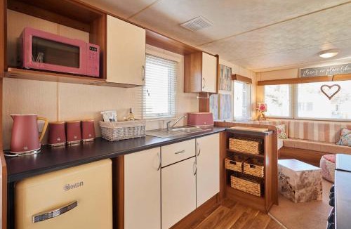 Cresswell Ski Chalet | Host & Stay - Cosy Cove