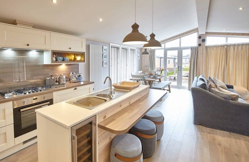Runswick Bay Cabin | Host & Stay | Puffin's Rest