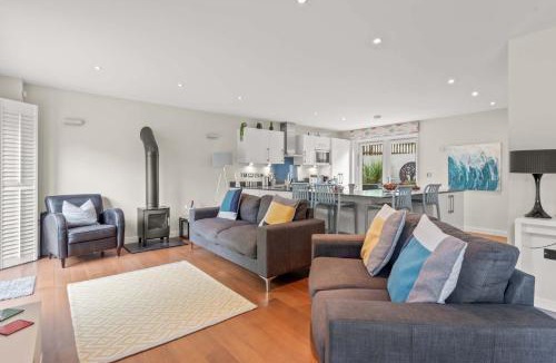 Talland House | House 11