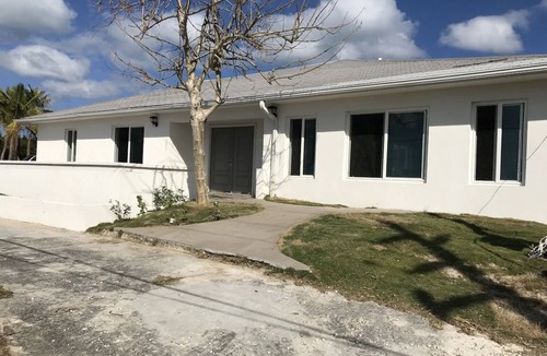 Savannah Sound House | House of Love - Perfect Vacation Spot