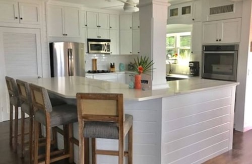 Great Guana Cay House | House on Sea of Abaco with dock. 3 bed with extra bunk room below. Sleeps 6-8.