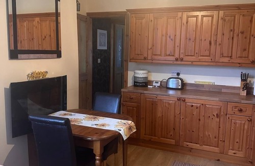 Skegby House | House - Sleeps 4 - Garden - on street parking