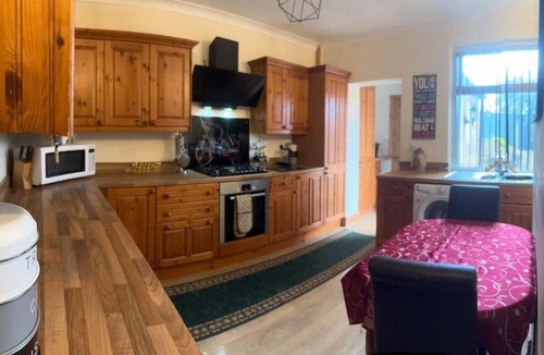 Skegby House | House - Sleeps 4 - Garden - on street parking