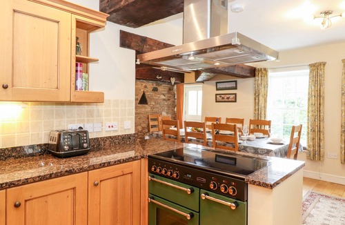 Keswick Cottage | HOW END, family friendly, character holiday cottage in Braithwaite