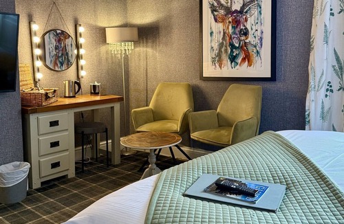 Wing Hotel | Howard Arms