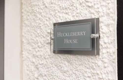 Lowick Apartment | Huckleberry House