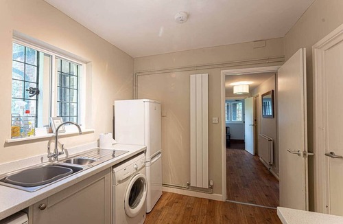 Newmarket House | Idyllic, Private and Picturesque Cottage
