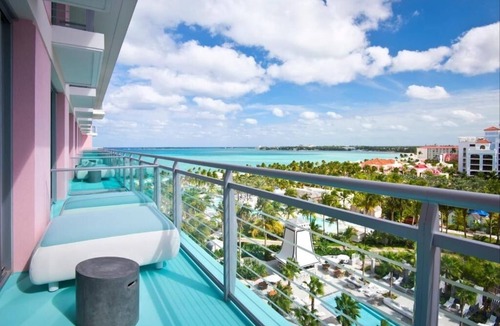 Nassau Hotel | Idyllic Resort Room, Family Playtime Paradise - Joy in Every Corner