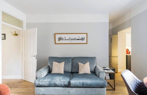 Georgian Quarter Apartment | Impressive, Georgian Qtr apt, FREE Parking Sleep 4