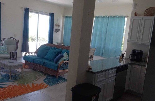Green Turtle Cay Villa | Incredible 4 bedroom Villa-OCEAN FRONT with a dock! 15% SUMMER DISCOUNT!