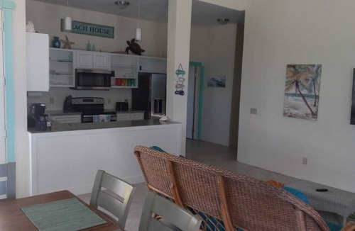 Green Turtle Cay Villa | Incredible 4 bedroom Villa-OCEAN FRONT with a dock! 15% SUMMER DISCOUNT!