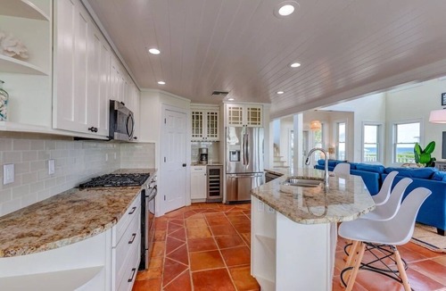 Hope Town Villa | Indicas - Breathtaking panoramic views of the Atlantic Ocean