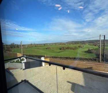 Sugnall Villa | Intelligent smart home with amazing views