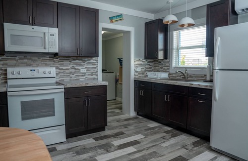 Spanish Wells Apartment | Island Breeze Spanish Wells with free Golf Cart Kayak & Paddle Board oct 2019