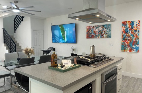 Westwind House | Island House Private Pool Safe Gated Community!
