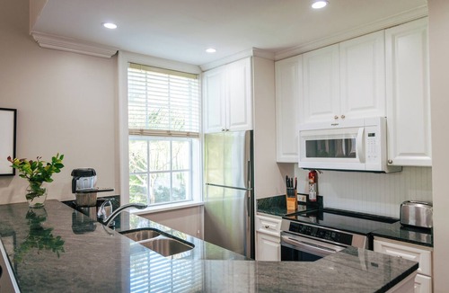 Dunmore Town Villa | Island Paradise-Luxury Two-Story, 2 BR, 2 Bath Villa Steps from Pink Sands Beach