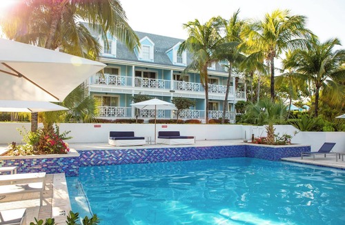 Dunmore Town Villa | Island Paradise-Luxury Two-Story, 2 BR, 2 Bath Villa Steps from Pink Sands Beach