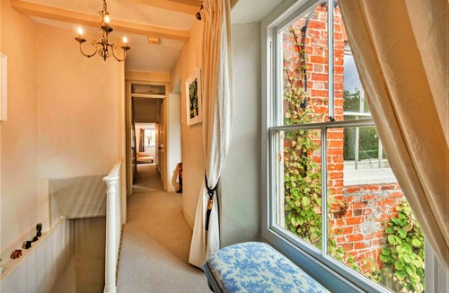 Thrapston House | Islip Mill House - Beautiful Riverside Home