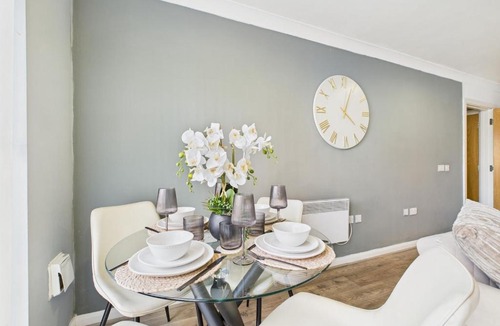 Birmingham City Centre Apartment | Ivory Row- Wyndale- Central B'Ham