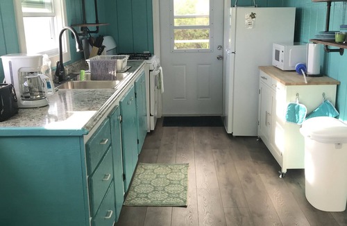 Cartwright House | Jellyfish Cottage with Private Pool @ Sun Living