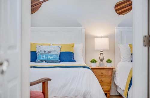 Kihei House | Kamaole Nalu #502 by Ali'i Resorts