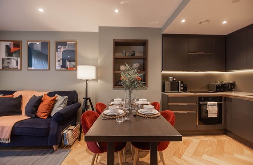 York Apartment | King's 23