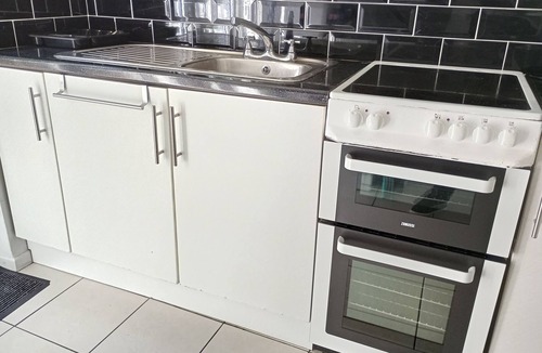 Bont Newydd Cottage | Kingfisher Cottage Caernarfon-river rambling & relaxing, in a beautiful setting