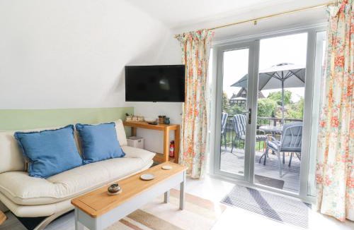 Thistley Green House | Kingfisher