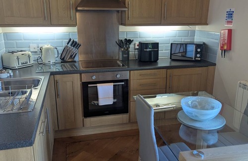 Little Stukeley Apartment | Kingsmere Lodge 1 (2 bedrooms, hot tub)