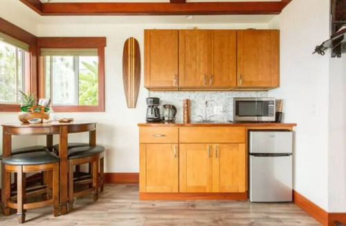 Kona Palisades House | Kona Sunset Ocean View Two Studio Oasis