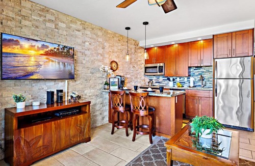 Honokowai Apartment | Kuleana Resort 313