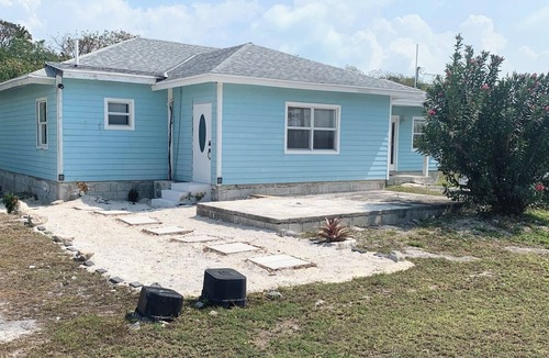 Tar Bay Apartment | L&L Cozy Stuido Inn Studio unit Exuma