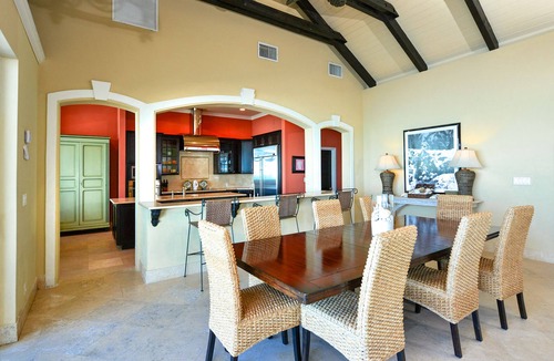 Nassau Villa | La Mouette Cable Beach Bahamian Villa