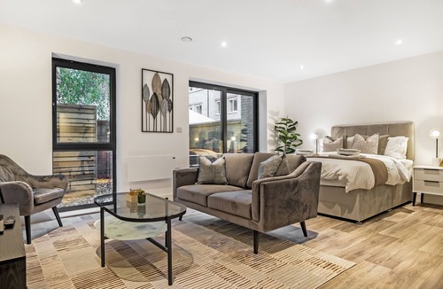Great Houghton Apartment | Lacon House Studio Apartment