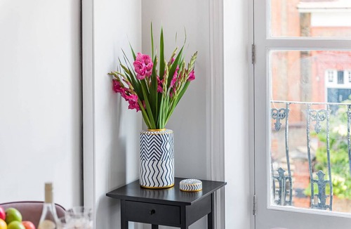 Belsize Apartment | Lady on the Lane, 2 bed Primrose Hill - by Out of Office Lifestyle