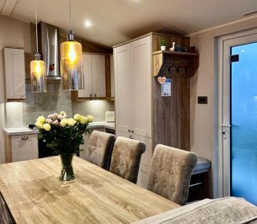 Flookburgh House | Lake District Willerby Vogue Lodge, Lake View on Haven Lakeland Gold Grade