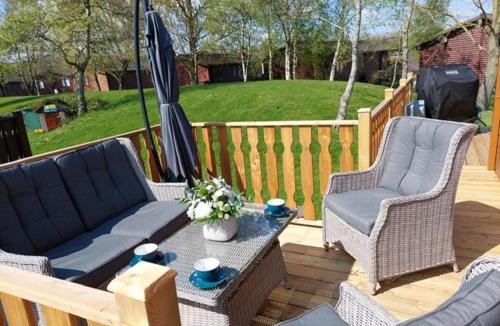 Yealand Conyers House | Lakeland Lodge- 3Bed-2 Bath- Private Patio