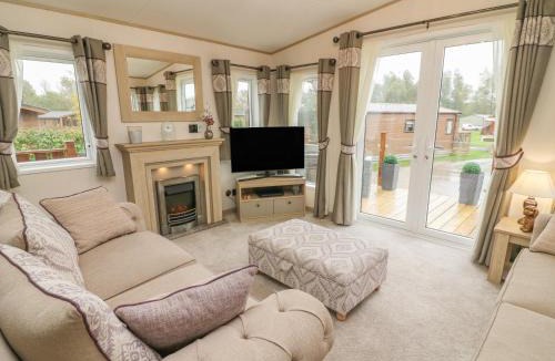 Tewitfield House | Lancaster Lodge