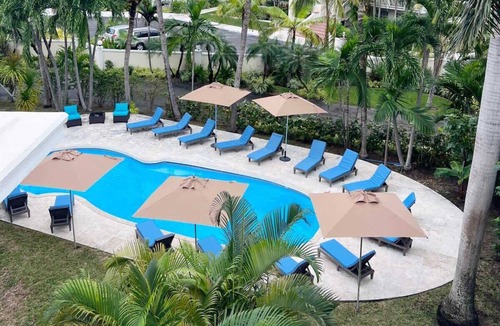 Paradise Island House | Large 4BDR/Family/Pool/Location/Atlantis Unit 5